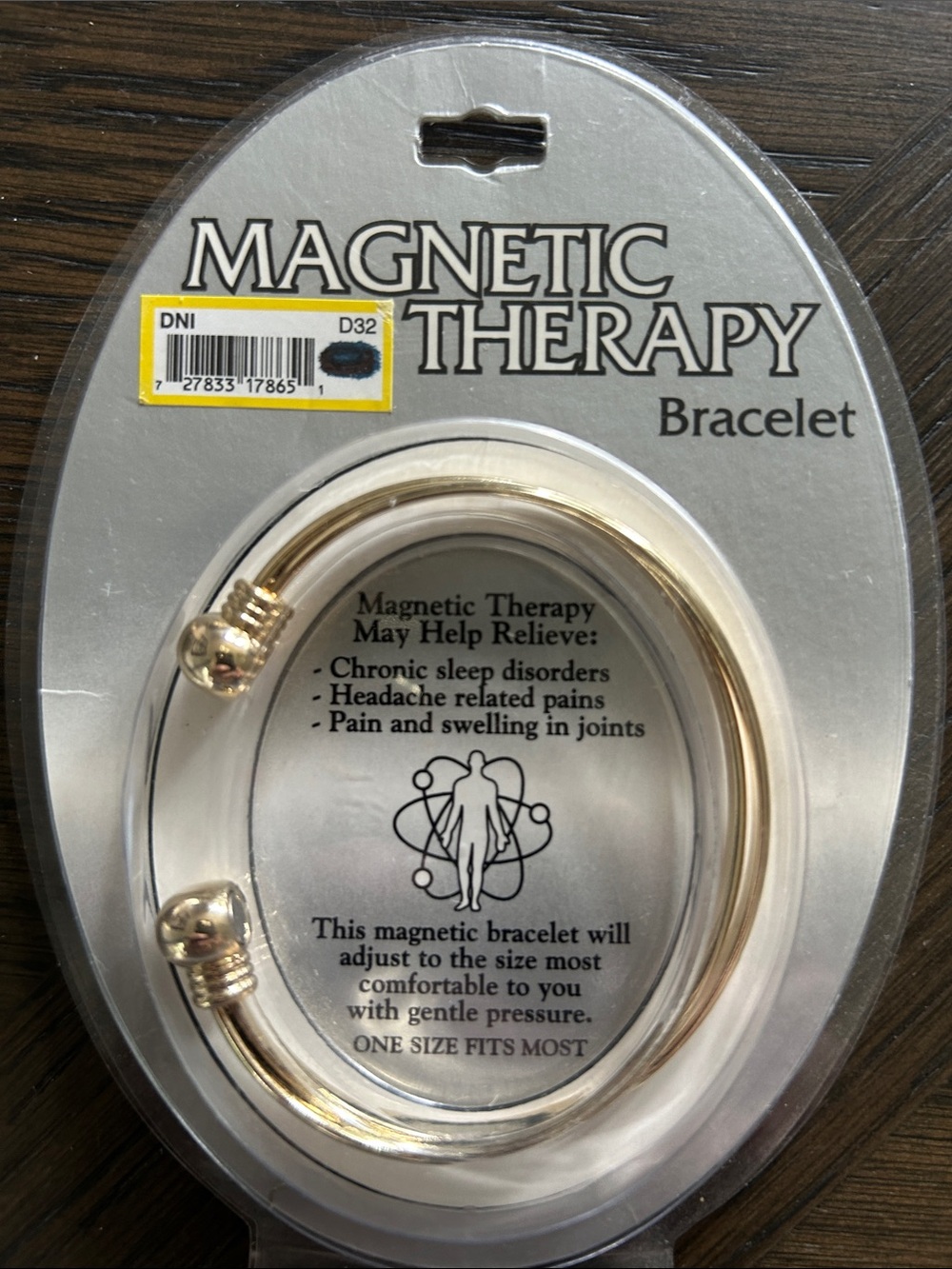 Magnetic Therapy Bracelet - Gold Tone - Picture 3 of 3